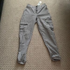Daisy Street gingham cargo joggers